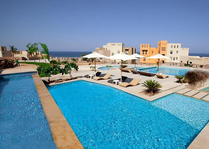 Azzurra Sahl Hasheesh